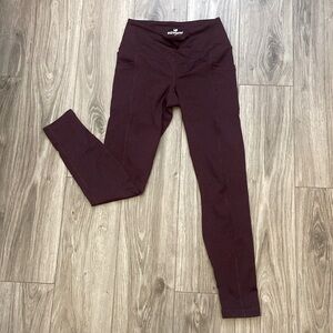 Plum 90 Degree Mid-rise Workout Leggings